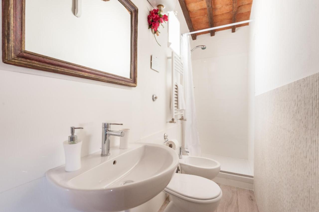 Ferienwohnung Lovenest With Terrace Duomo View Florenz Exterior foto